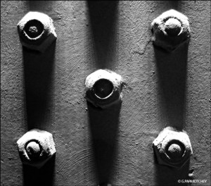 Screws-in-Guiness-factory-1