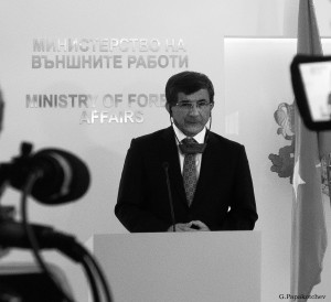 Davutoglu Turkish PM in Sofia 010314